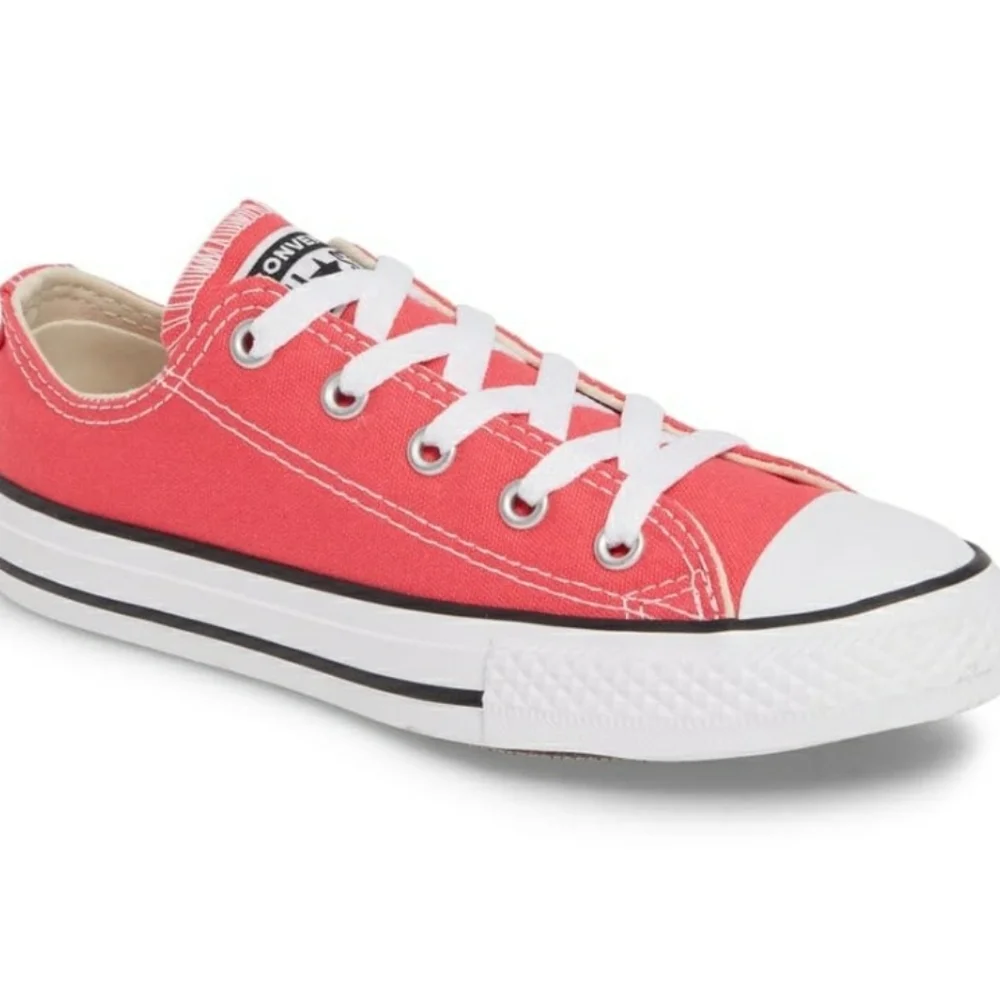Converse shoes Juniors CTAS Ox size 1Y color stawberry jam - Picture 1 of 5